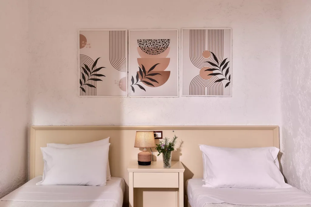 Standard Dreibettzimmer Twin Studios