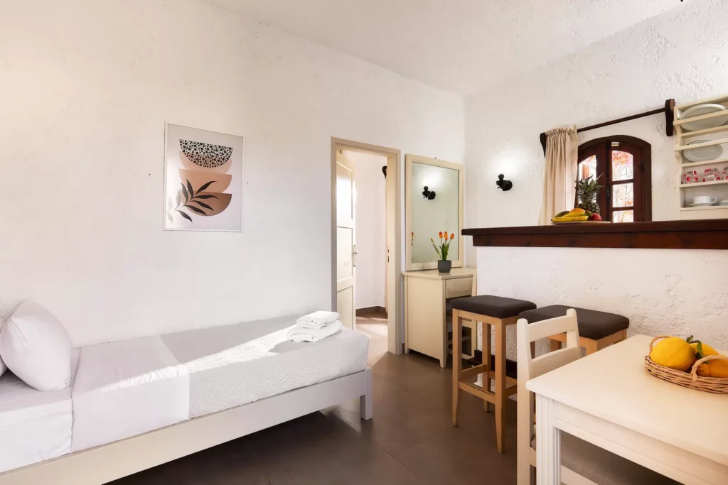 Standard Dreibettzimmer Twin Studios